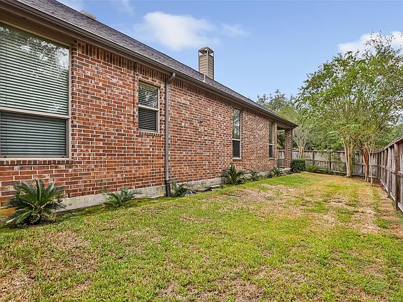 4th image of 24465 Hanson Springs Dr