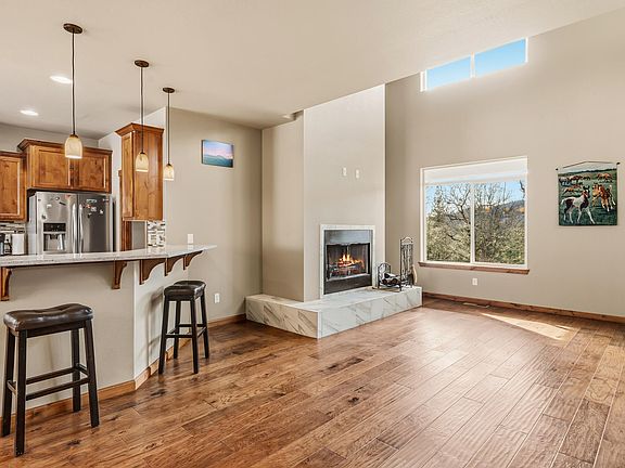 5th image of 12594 McNeil Creek Rd