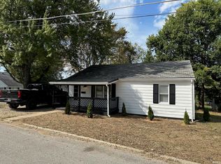 222 Monon Dr, Paoli, IN 47454