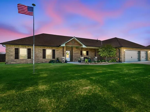 5468 NE Elk Point Rd, Elgin, OK 73538