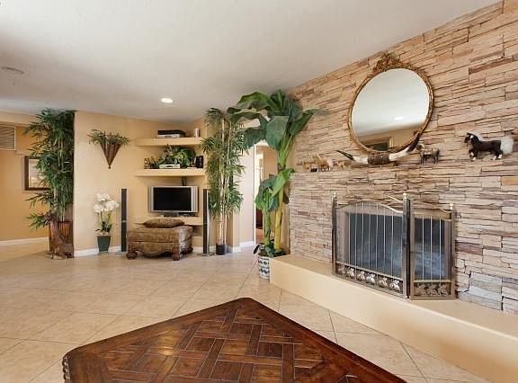 5th image of 37403 Palo Verde Dr S