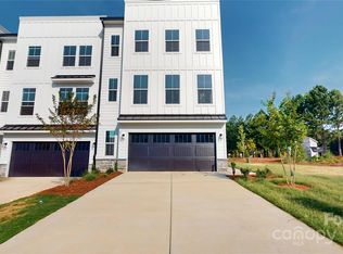 2143 Barrowcliffe Dr NW, Concord, NC 28027