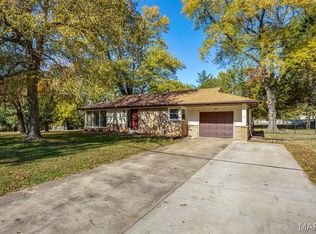 103 Thomas Ter, Edwardsville, IL 62025