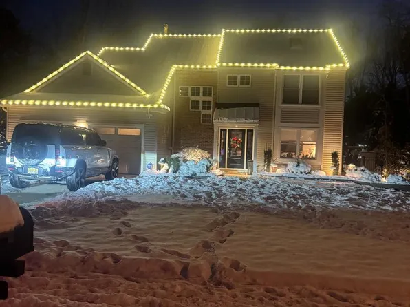 7 Timberline Dr, Voorhees, NJ 08043