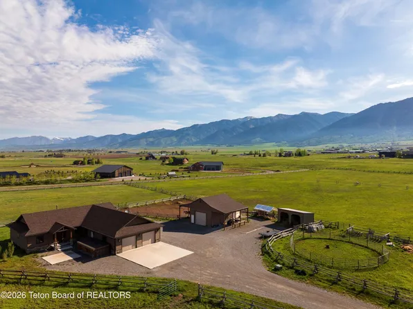 999 River Ranch Loop, Freedom, WY 83120