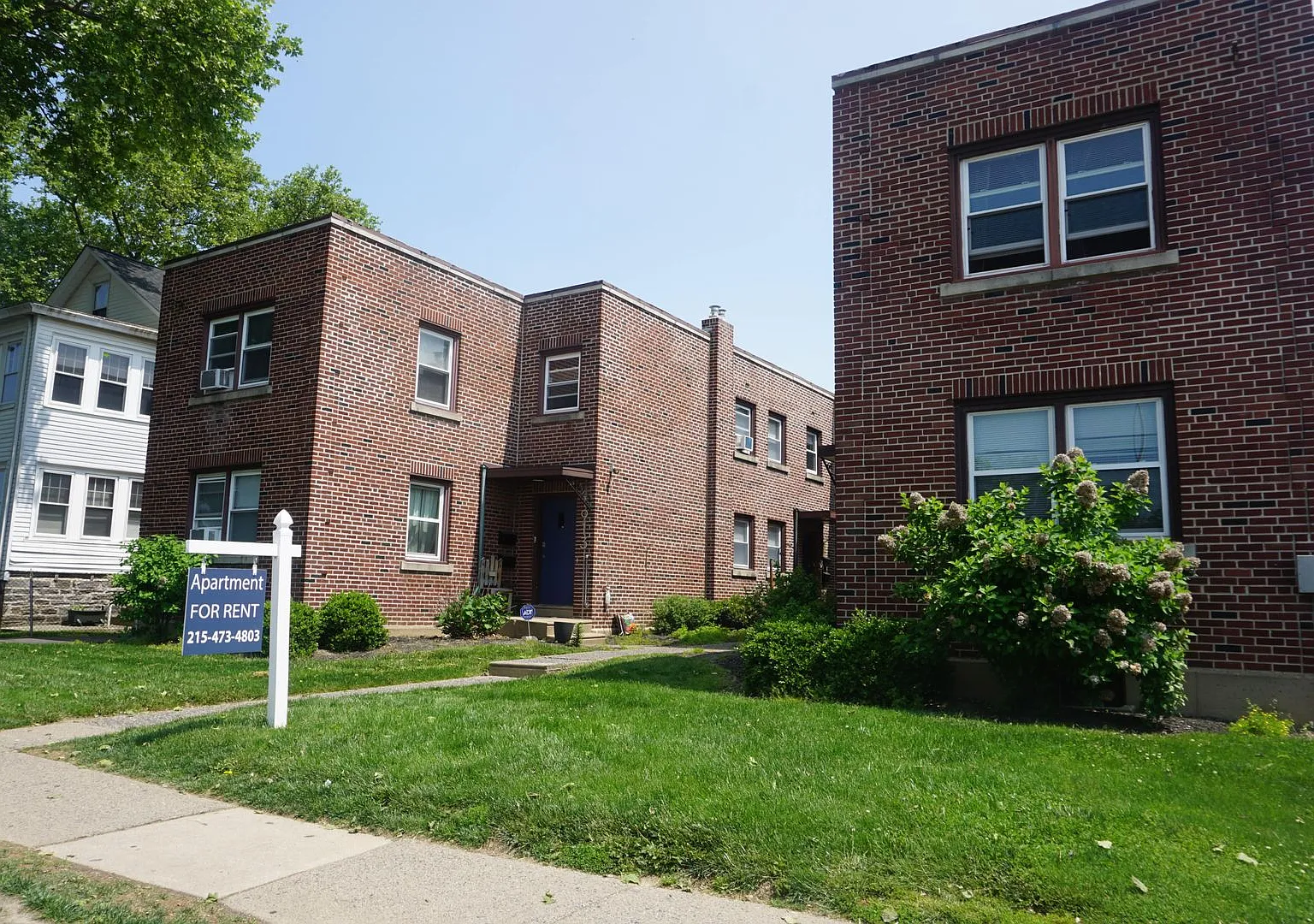 The Darby Apartments — Photo 3
