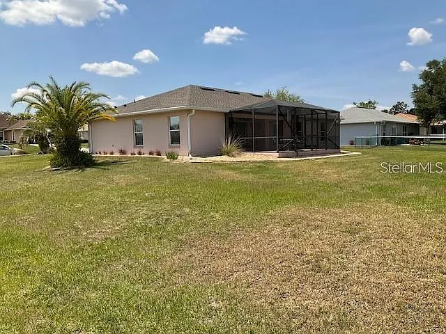 3 bed, 2.0 bath, 1755 sqft, $1,800 — Photo 2