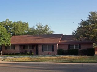 2300 W Dengar Ave, Midland, TX 79705