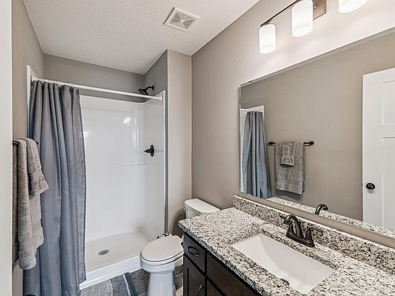 5th image of 408 Bluebird Dr NW