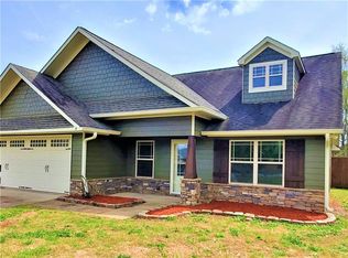 14 Farmboy Ct, Fort Mitchell, AL 36856