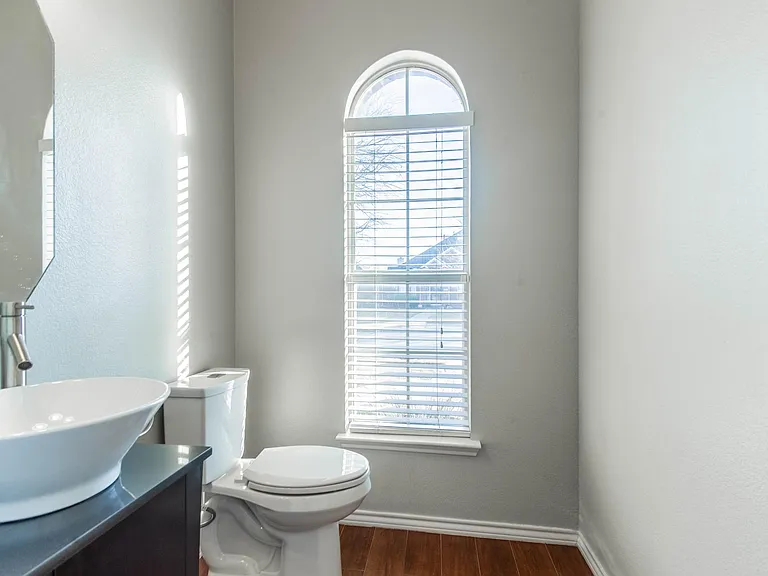 1521 Hidden Cove Ct — Photo 27