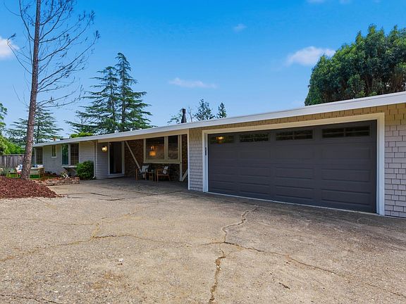 2nd image of 45 Garden Rock Road