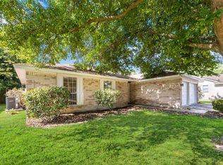 8118 Forest Point Dr, Humble, TX 77338