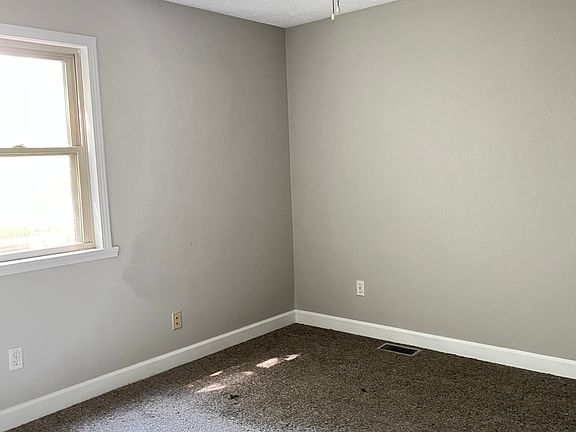 3rd image of 5929 Beau Jardin Dr