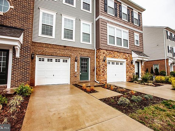 3rd image of 8900 Englewood Farms Dr