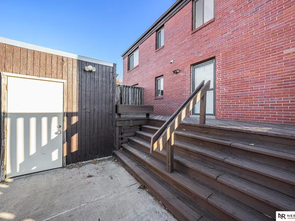 3201 N 20th Ct, Omaha, NE 68110