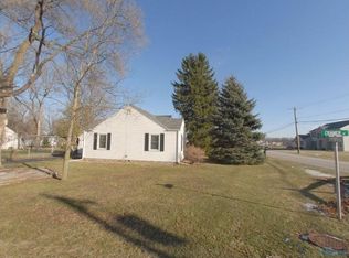 1718 Ayers Rd, Millbury, OH 43447