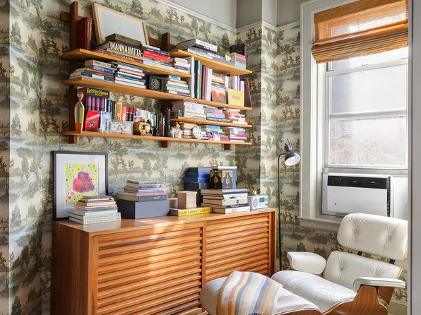 800 Riverside Drive image 12 of 17