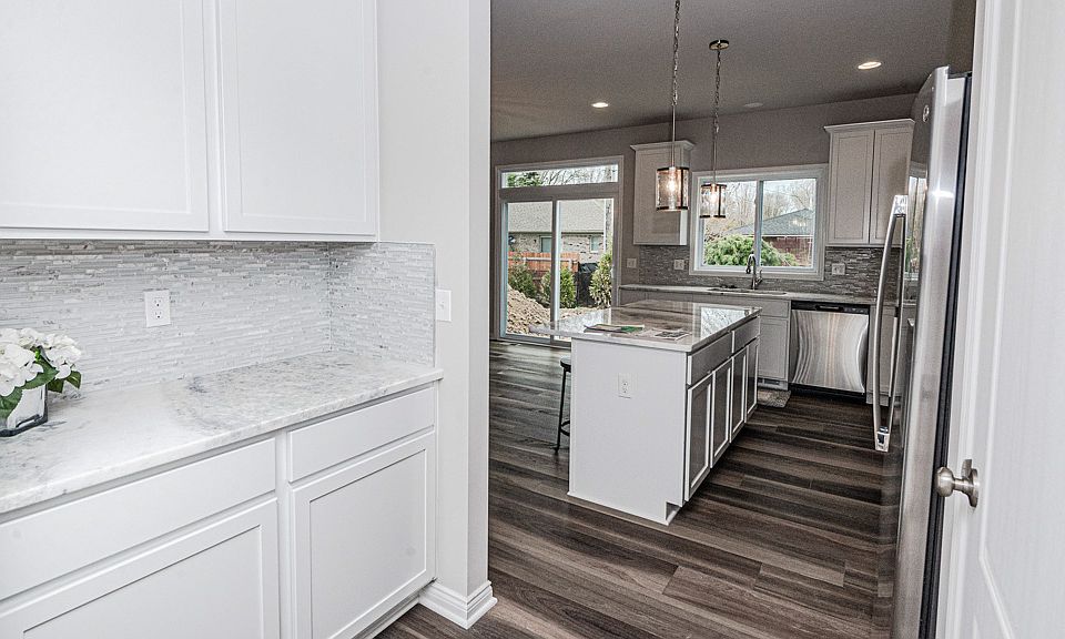 53188 Woodland Mdws, photo 11