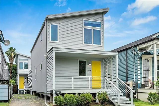 2 bed, 1.5 bath, 2144 sqft, $2,000 — Photo 2