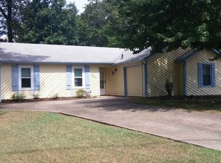 963 Clover Ln, Lawrenceville, GA 30044