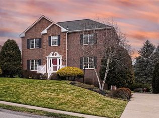 115 Field Club Dr W, Mc Kees Rocks, PA 15136