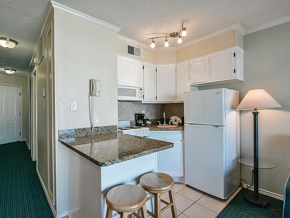 5th image of 6102 Seawall Blvd #327