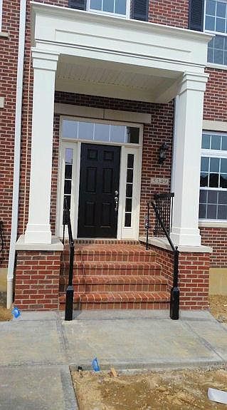 1st image of 5361 Hayden Ln #84