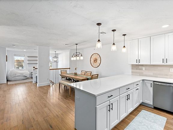 5th image of 80 Lebaron Blvd #2