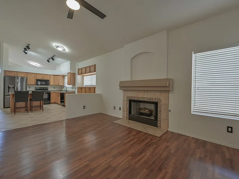 114 W Freddie Canyon Way — Photo 13