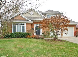 2122 Irwin Ave, Park Ridge, IL 60068