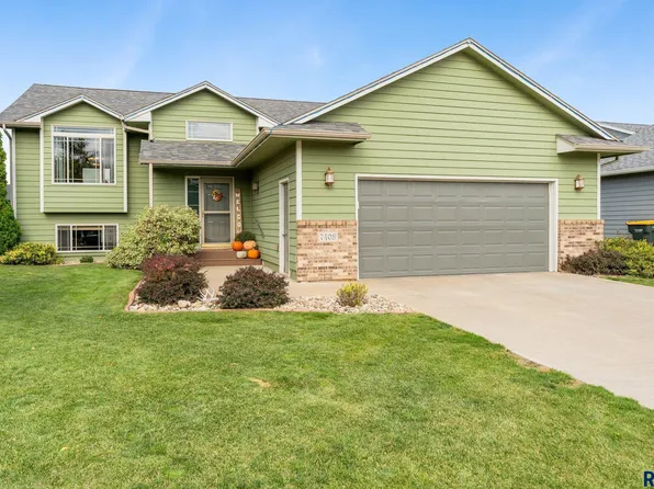 7408 W 65th St, Sioux Falls, SD 57106