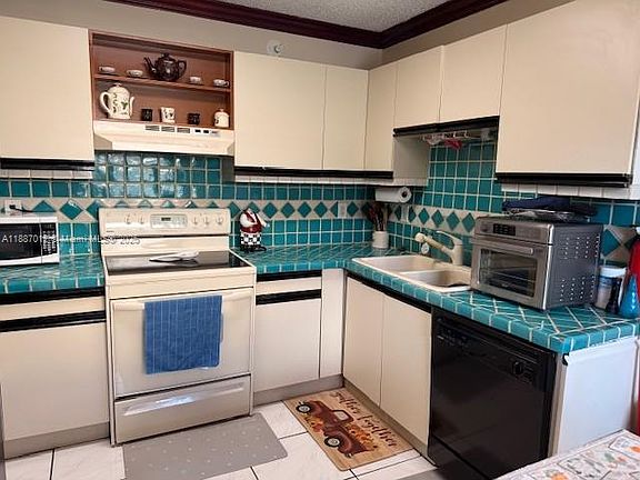 5th image of 4953 Alder Dr APT C