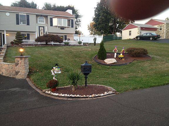 2nd image of 27 Sunset Dr