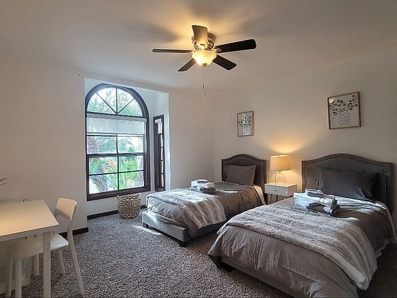 4th image of 14307 Bridgewood Dr Room 1