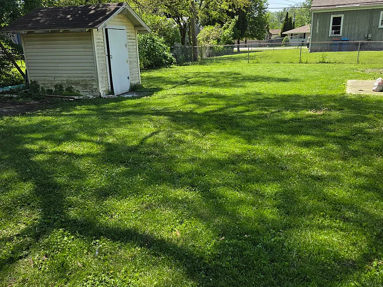 1507 Hoyt Ave — Photo 7