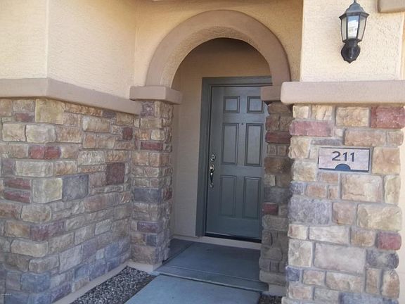 5th image of 211 S La Amador Trl