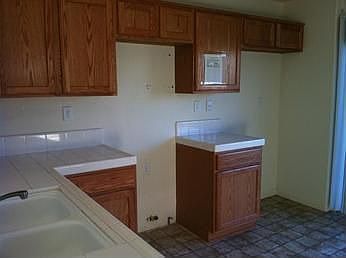 3rd image of 1589 Brookglen Dr