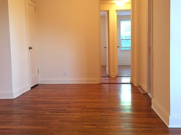 3rd image of 13510 Grand Central Pkwy #309