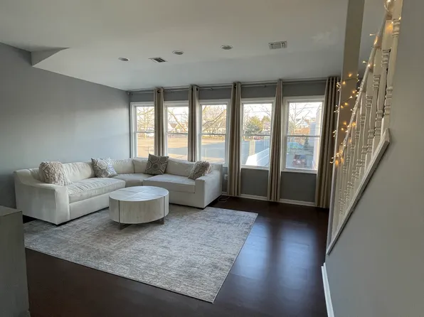 98 Monhegan St #2, Clifton, NJ 07013