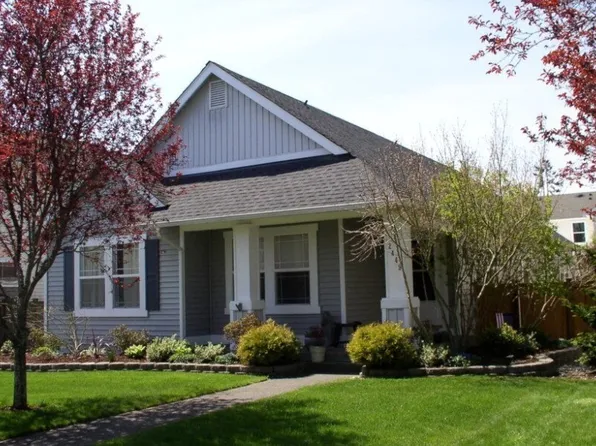 2449 Tolmie Ave, Dupont, WA 98327