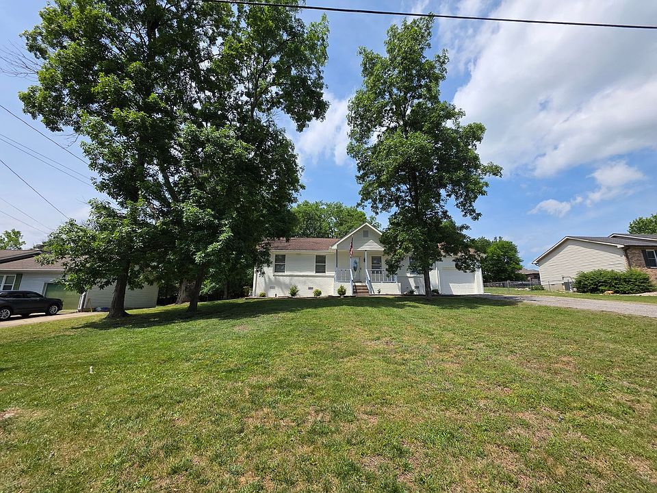 1st image of 307 Castlewood Dr