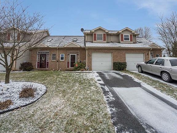 3rd image of 1310 Howard Ln