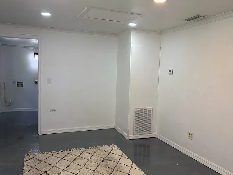 4272 Scott Ave #A — Photo 3