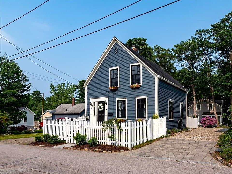 38 Castle St, East Greenwich, RI 02818 Zillow