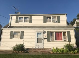 72 Buchanan Ave, Parlin, NJ 08859