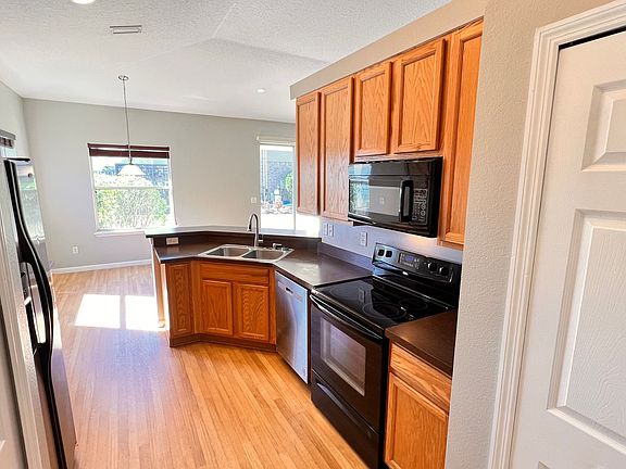 5th image of 5312 Coquina Shores Ln