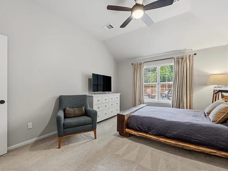 6816 Beatty Dr — Photo 22