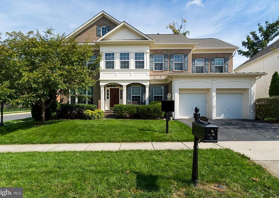 Brookfield Canterbury Model on corner lot.