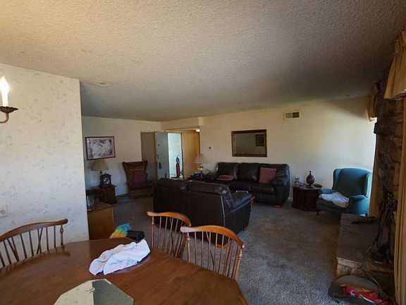 5th image of 8399 Boise St